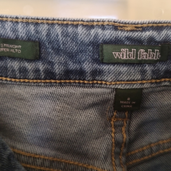 Wild Fable Classic Blue Distressed Women's Jeans - Picture 3 of 3